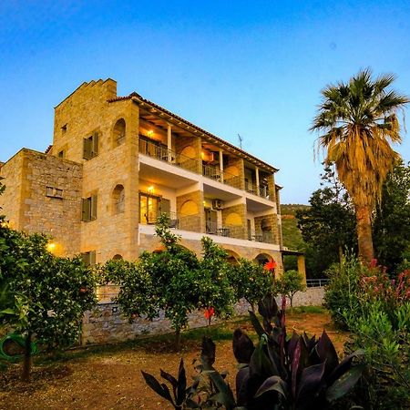 Olympia Zervea Studios With Pool - Apartment Kardhamili Exteriör bild