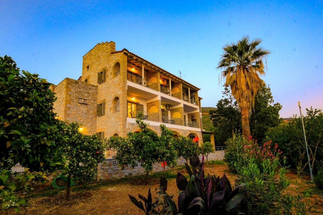 Olympia Zervea Studios With Pool - Apartment Kardhamili Exteriör bild
